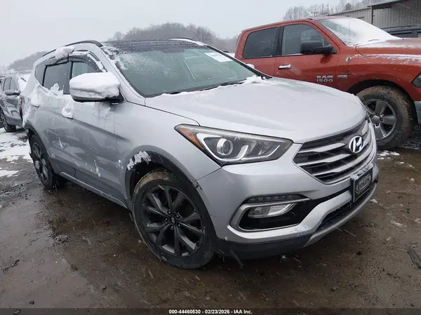 5XYZWDLA0JG502911 2018 HYUNDAI SANTA FE - Image 1