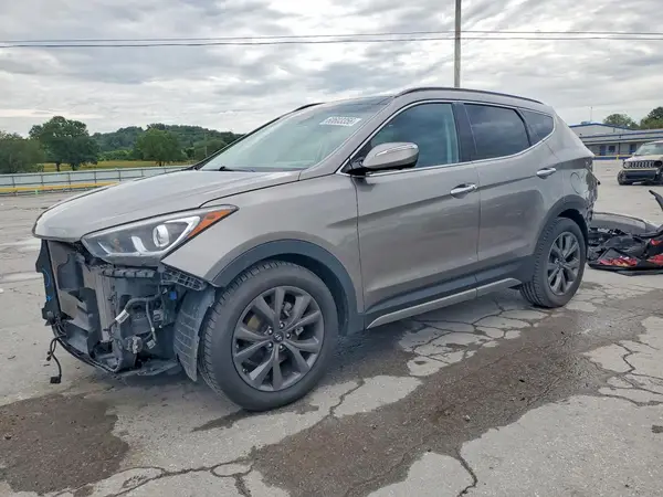 5XYZWDLA0JG566219 2018 HYUNDAI SANTA FE - Image 1
