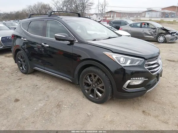 5XYZWDLA1HG464129 2017 HYUNDAI SANTA FE - Image 1