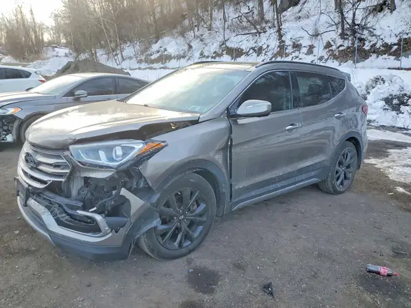 5XYZWDLA1HG493968 2017 HYUNDAI SANTA FE - Image 1