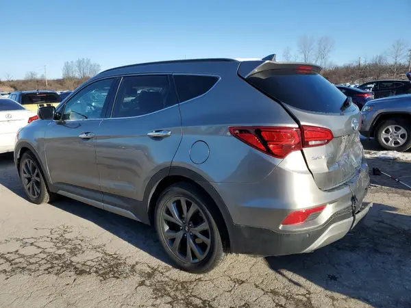 5XYZWDLA2HG448568 2017 HYUNDAI SANTA FE - Image 2