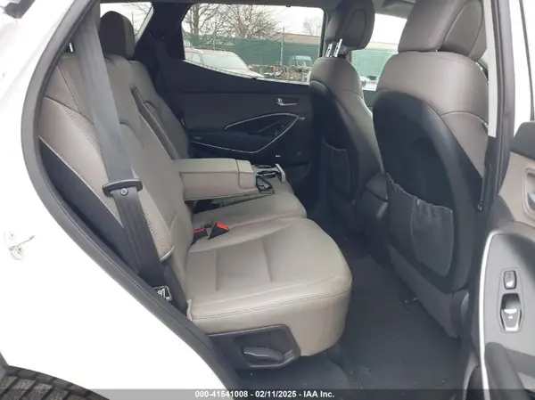 5XYZWDLA2HG477455 2017 HYUNDAI SANTA FE - Image 8