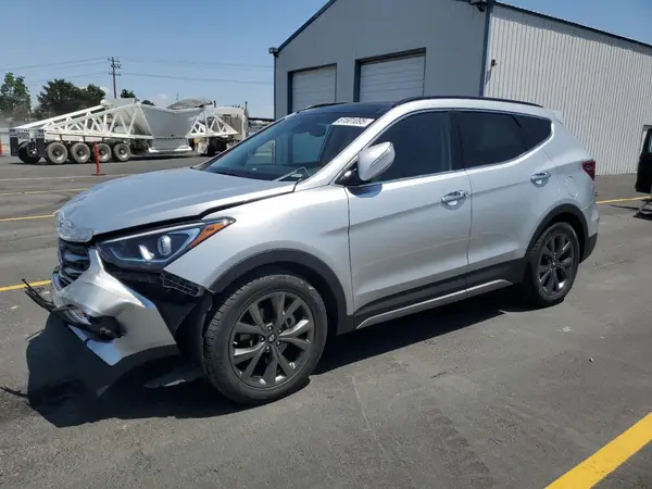 5XYZWDLA2HG479657 2017 HYUNDAI SANTA FE - Image 1