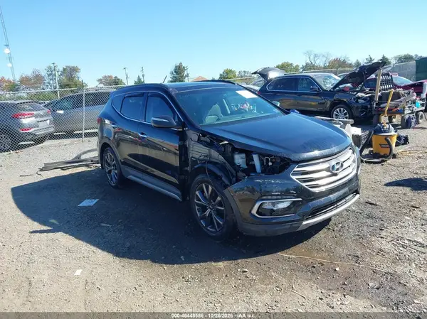 5XYZWDLA3HG445050 2017 HYUNDAI SANTA FE - Image 1