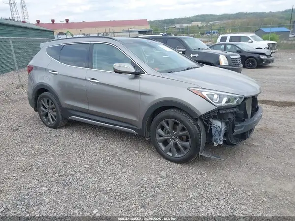 5XYZWDLA4HG441962 2017 HYUNDAI SANTA FE - Image 1