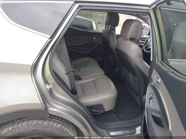 5XYZWDLA4HG441962 2017 HYUNDAI SANTA FE - Image 8