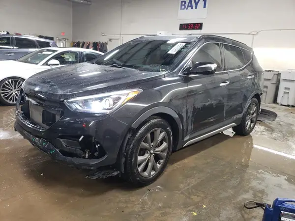 5XYZWDLA6HG501546 2017 HYUNDAI SANTA FE - Image 1