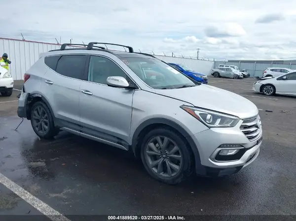 5XYZWDLA7JG542869 2018 HYUNDAI SANTA FE - Image 1