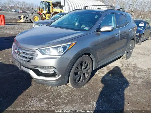 5XYZWDLA8JG524462 2018 HYUNDAI SANTA FE - Image 2