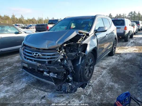 5XYZWDLAXHG384540 2017 HYUNDAI SANTA FE - Image 2