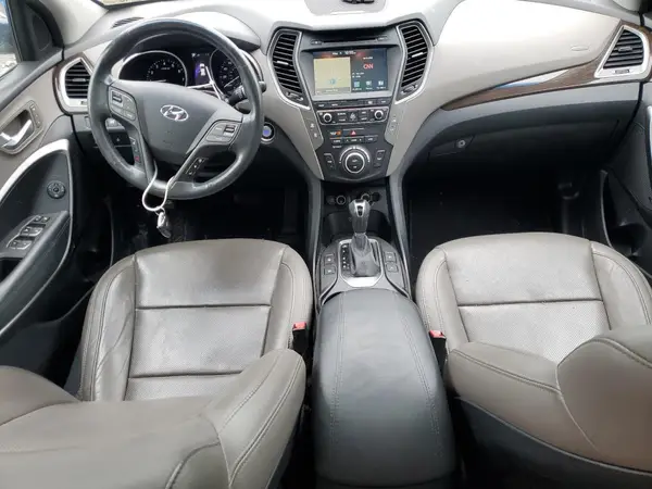 5XYZWDLAXHG435759 2017 HYUNDAI SANTA FE - Image 8