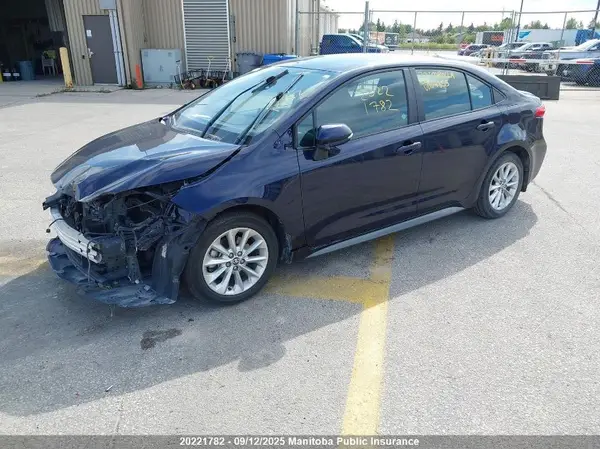 5YFB4MBE2NP104855 2022 TOYOTA COROLLA - Image 2