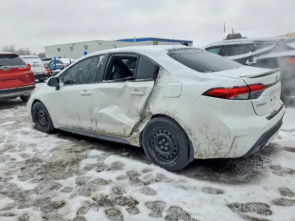5YFB4MBE2NP124717 2022 TOYOTA COROLLA - Image 2