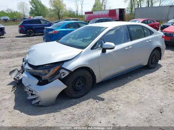 5YFB4MBE2NP136396 2022 TOYOTA COROLLA - Image 2