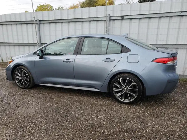 5YFB4MBE3NP111815 2022 TOYOTA COROLLA - Image 2