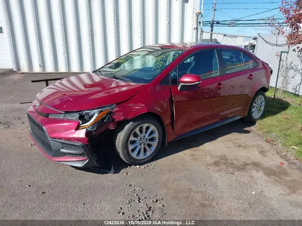 5YFB4MBE3NP135113 2022 TOYOTA COROLLA - Image 2