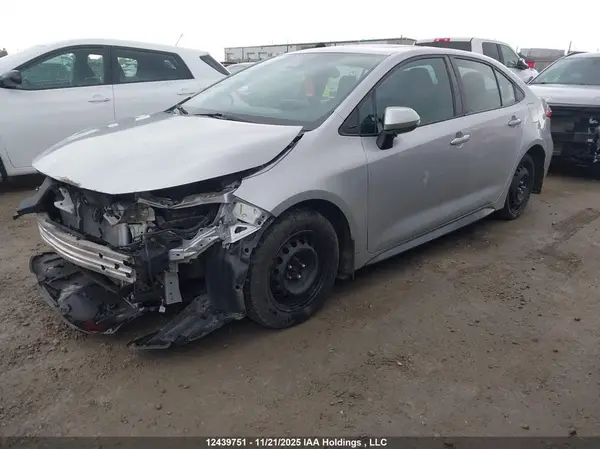 5YFB4MBE4MP077771 2021 TOYOTA COROLLA - Image 2