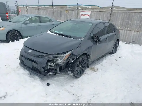 5YFB4MBE5RP194704 2024 TOYOTA COROLLA - Image 2