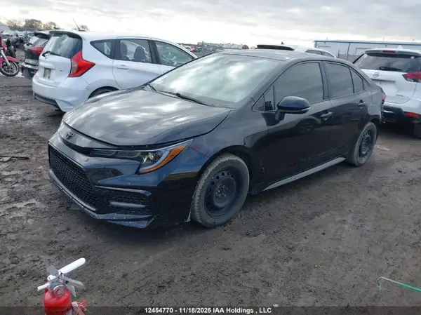 5YFB4MBE6NP109797 2022 TOYOTA COROLLA - Image 2
