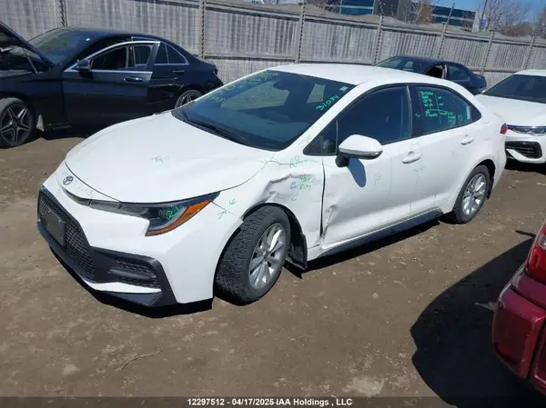 5YFB4MBE8NP100504 2022 TOYOTA COROLLA - Image 2