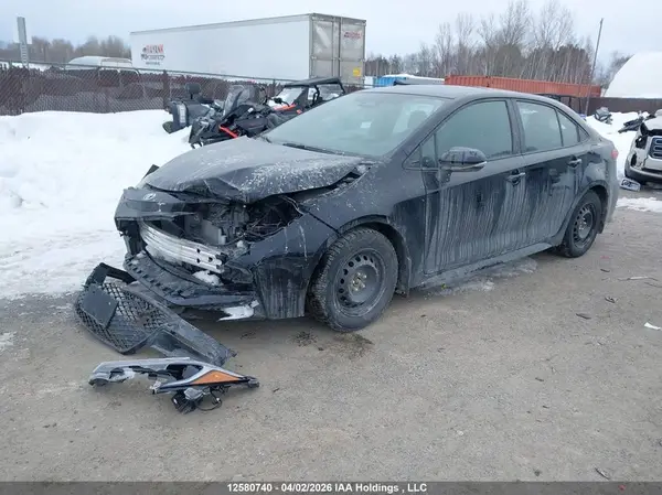 5YFB4MBE8RP212421 2024 TOYOTA COROLLA - Image 2