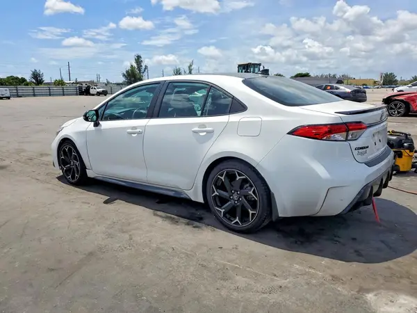 5YFB4MCE0SP220159 2025 TOYOTA COROLLA - Image 2