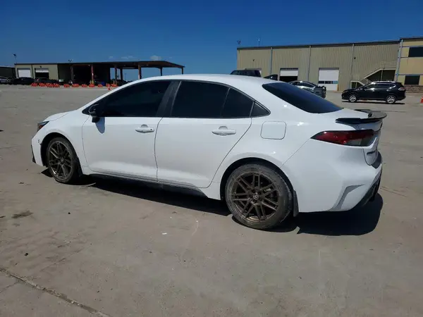 5YFB4MCE2RP179320 2024 TOYOTA COROLLA - Image 2