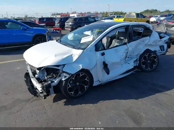 5YFB4MCE2SP236783 2025 TOYOTA COROLLA - Image 2