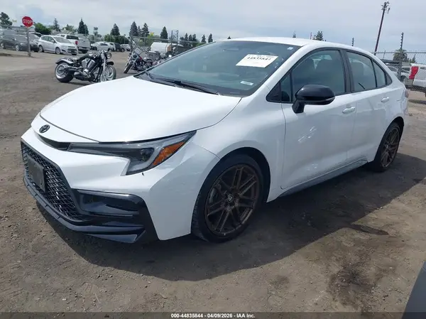 5YFB4MCE4RP195714 2024 TOYOTA COROLLA - Image 2