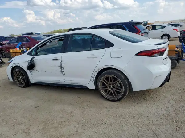 5YFB4MCE5RP171339 2024 TOYOTA COROLLA - Image 2