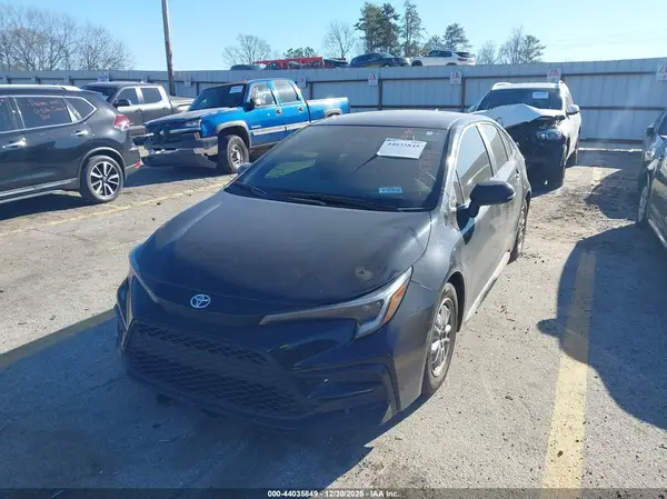 5YFB4MCE5SP231254 2025 TOYOTA COROLLA - Image 2