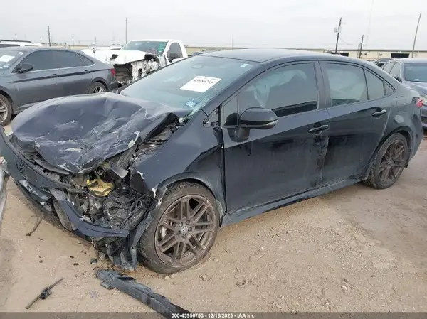 5YFB4MCE8RP202535 2024 TOYOTA COROLLA - Image 2