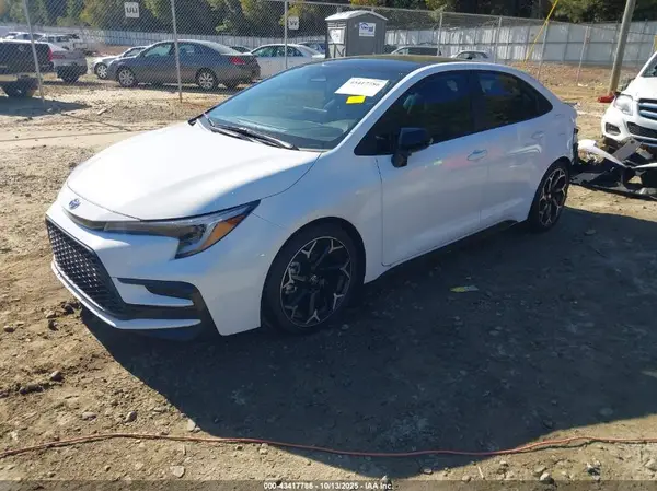 5YFB4MCE8SP230602 2025 TOYOTA COROLLA - Image 2