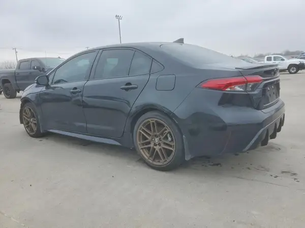5YFB4MCEXRP180683 2024 TOYOTA COROLLA - Image 2