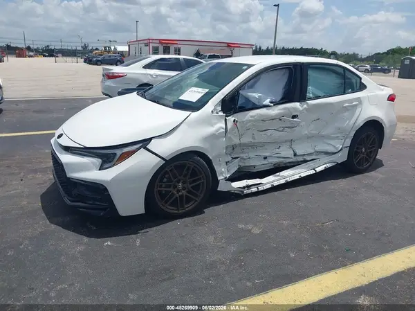 5YFB4MCEXRP183230 2024 TOYOTA COROLLA - Image 2