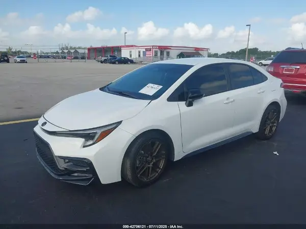 5YFB4MCEXRP197614 2024 TOYOTA COROLLA - Image 2