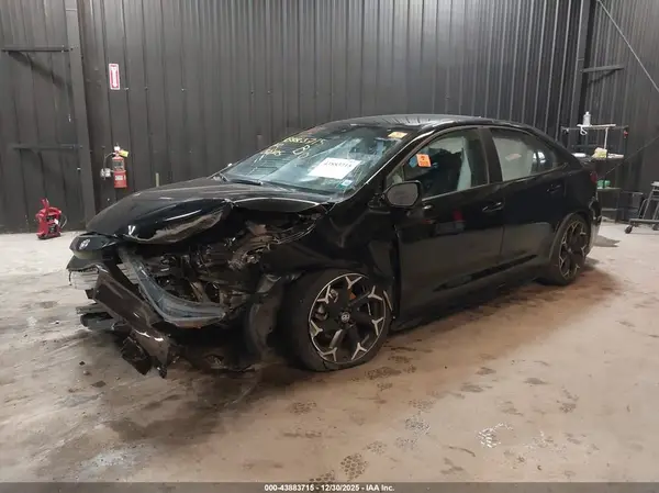 5YFB4MCEXSP221674 2025 TOYOTA COROLLA - Image 2