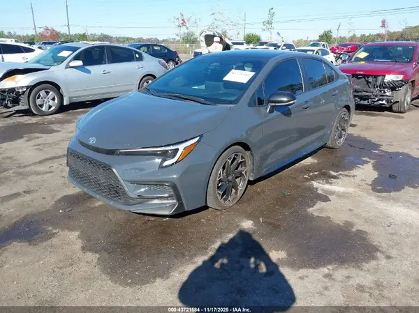 5YFB4MCEXSP222890 2025 TOYOTA COROLLA - Image 2