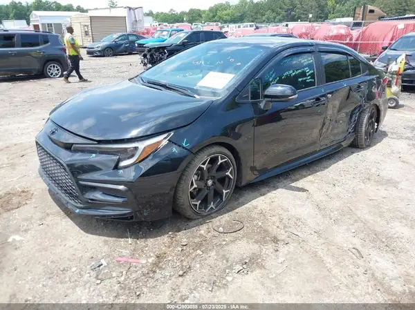 5YFB4MCEXSP226597 2025 TOYOTA COROLLA - Image 2