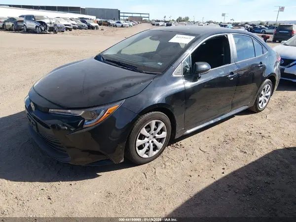 5YFB4MDE0PP005161 2023 TOYOTA COROLLA - Image 2