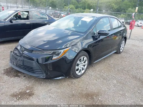 5YFB4MDE0PP007301 2023 TOYOTA COROLLA - Image 2