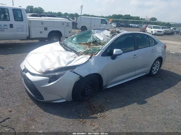5YFB4MDE0RP093101 2024 TOYOTA COROLLA - Image 2