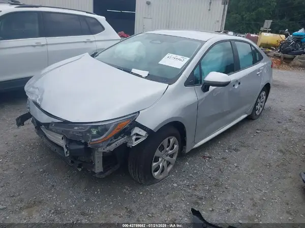 5YFB4MDE0RP099609 2024 TOYOTA COROLLA - Image 2