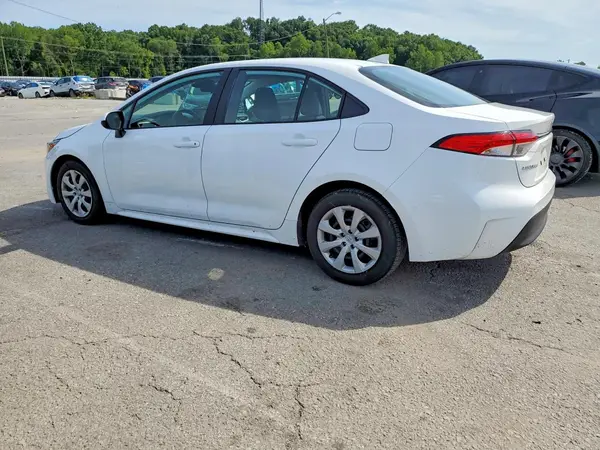 5YFB4MDE0RP100015 2024 TOYOTA COROLLA - Image 2