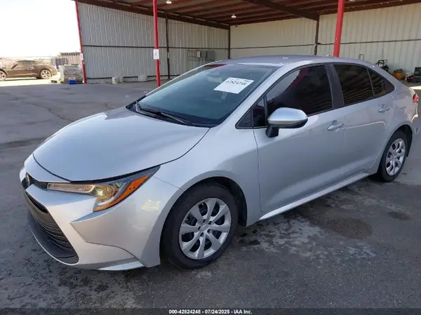 5YFB4MDE0RP106543 2024 TOYOTA COROLLA - Image 2
