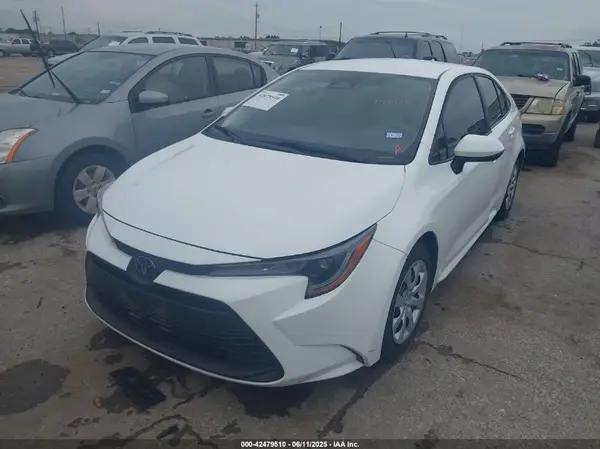 5YFB4MDE0RP119048 2024 TOYOTA COROLLA - Image 2