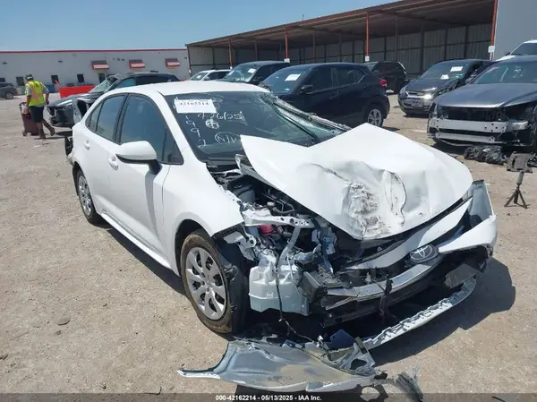 5YFB4MDE0RP120068 2024 TOYOTA COROLLA - Image 1