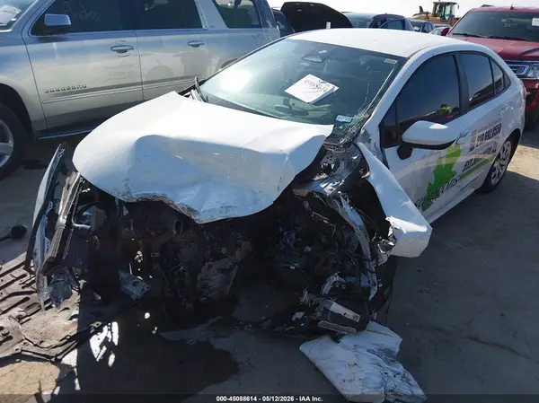 5YFB4MDE0RP134388 2024 TOYOTA COROLLA - Image 2