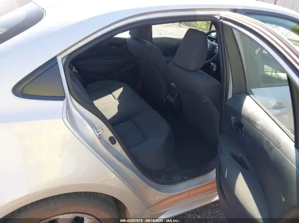 5YFB4MDE0RP135427 2024 TOYOTA COROLLA - Image 8