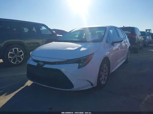 5YFB4MDE0RP142992 2024 TOYOTA COROLLA - Image 2